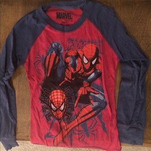 Boys’ Marvel Spider-Man long-sleeved t-shirt.